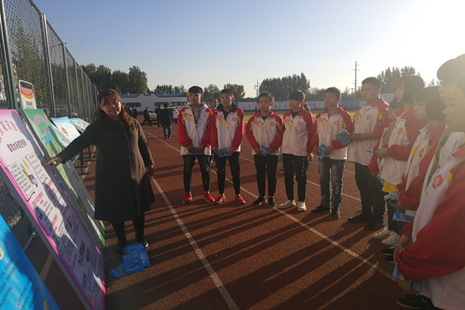 学习宣传画_副本